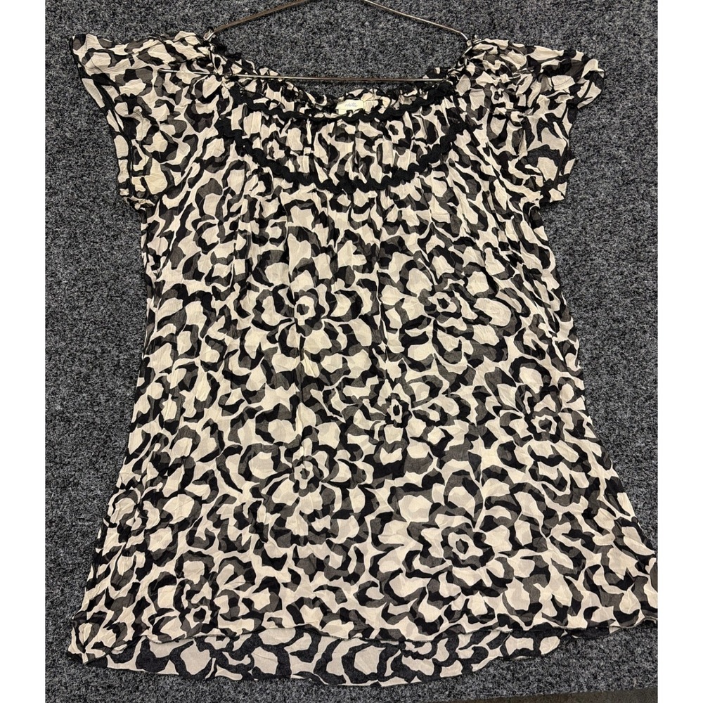 Odille Blouse Women S Black White Silk Floral Ruffle Anthropologie Boho Chic